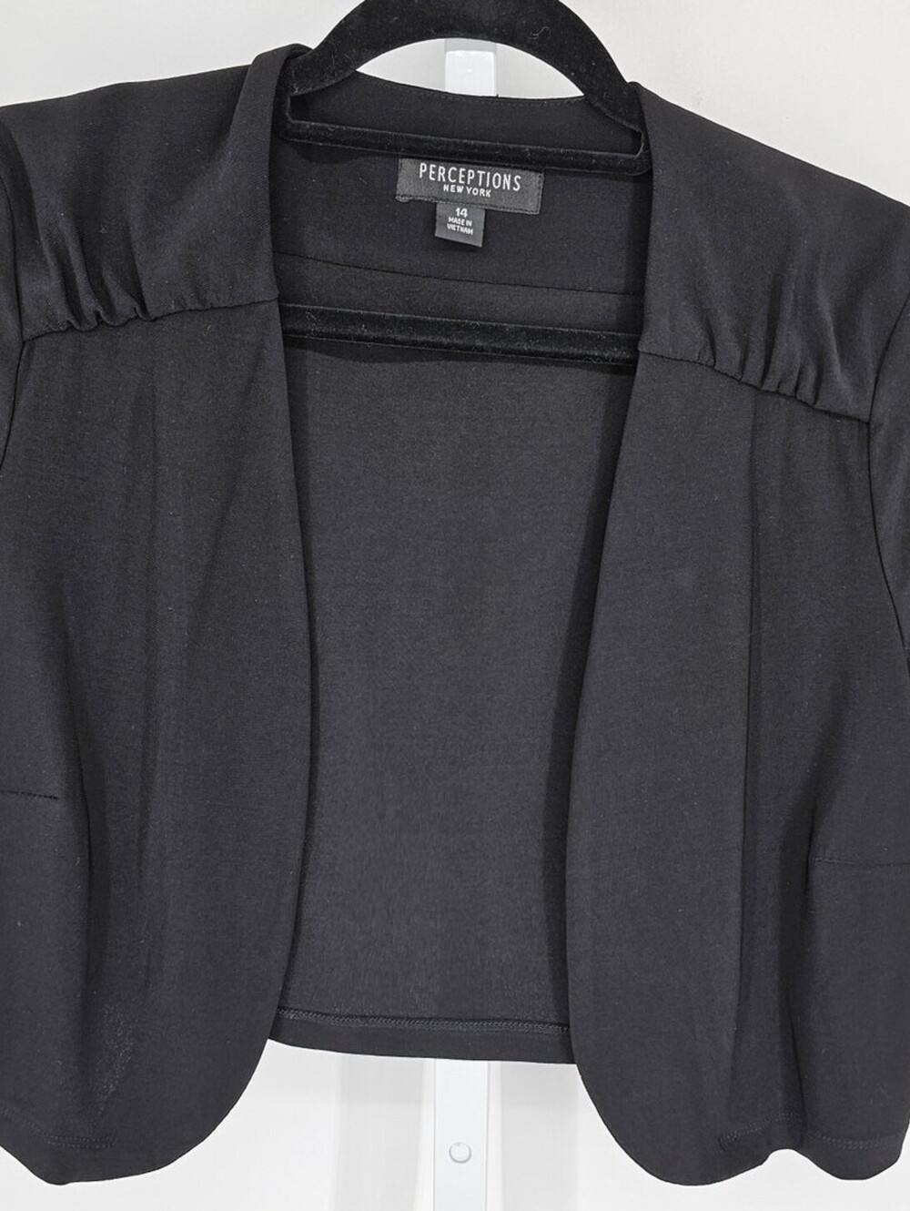 Perceptions New York Womens Sz 14 Short Sleeve Cropped Shrug Sweater Black